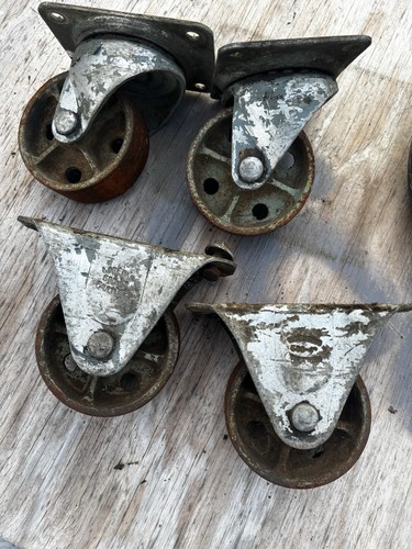 Cast Iron Casters 4 “ Faultless APair 500-4 & A Pair 100-4 Made In USA