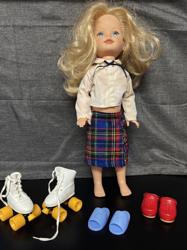 1984 TOMY 17" Kimberly Doll with Roller Skates Shoes Slippers  1980s D1