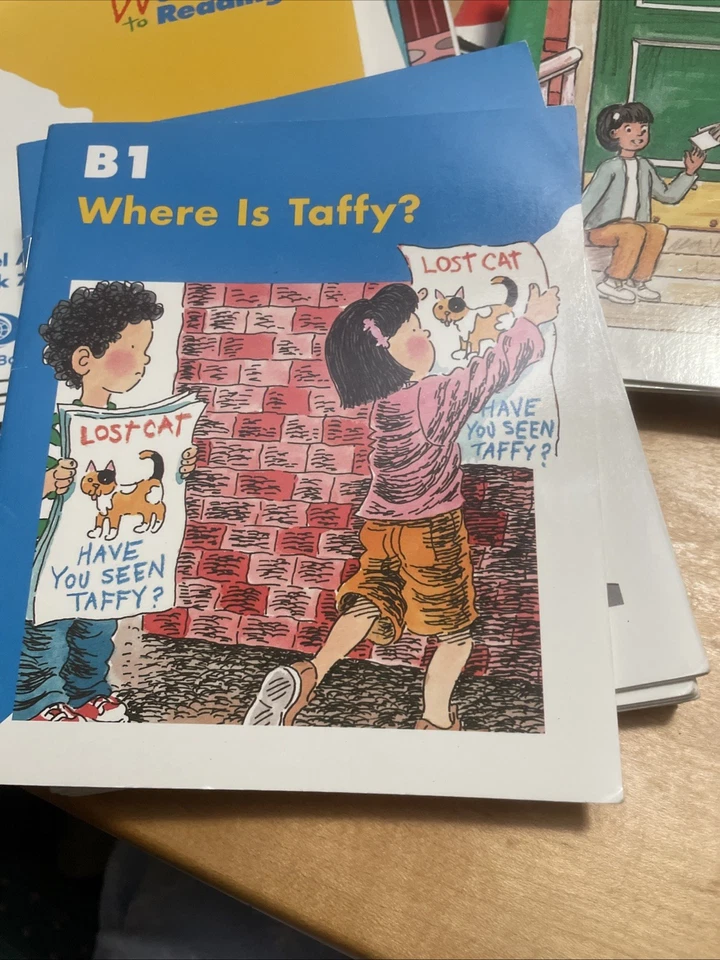 52 VTG World Book Phonics Welcome To Reading Early Readers Phonics Homeschooling - Image 3 of 4