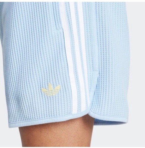 Adidas Originals Waffle Knit Sprinter Shorts Mens M Clear Sky Blue White KC0692 - Picture 2 of 15