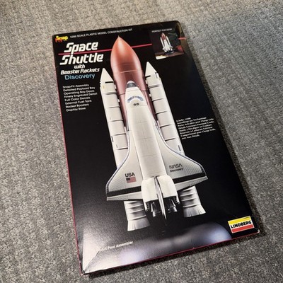 Vtg 1988 Lindberg Snap-Fit Discovery Space Shuttle #9000 1/200 Scale W Booster