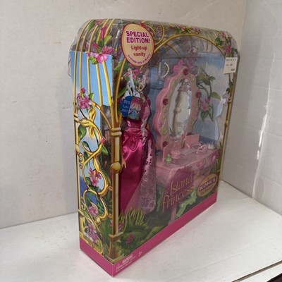 Mattel Barbie (The Island Princess) Princess Luciana and Vanity