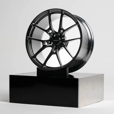 Modellfelge 1:5 aus Aluminium RAYS G025 Grau   Deko Felge Miniatur JDM Tuning 