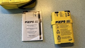 Pieps 457 Avalanche Transceiver Life-Link with Case and Manual 457kHz