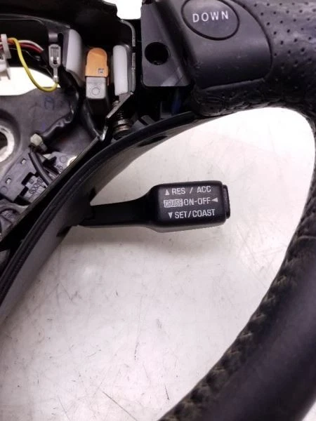 Toyota MR2 Spyder 2003 volante Foto 3 de 4