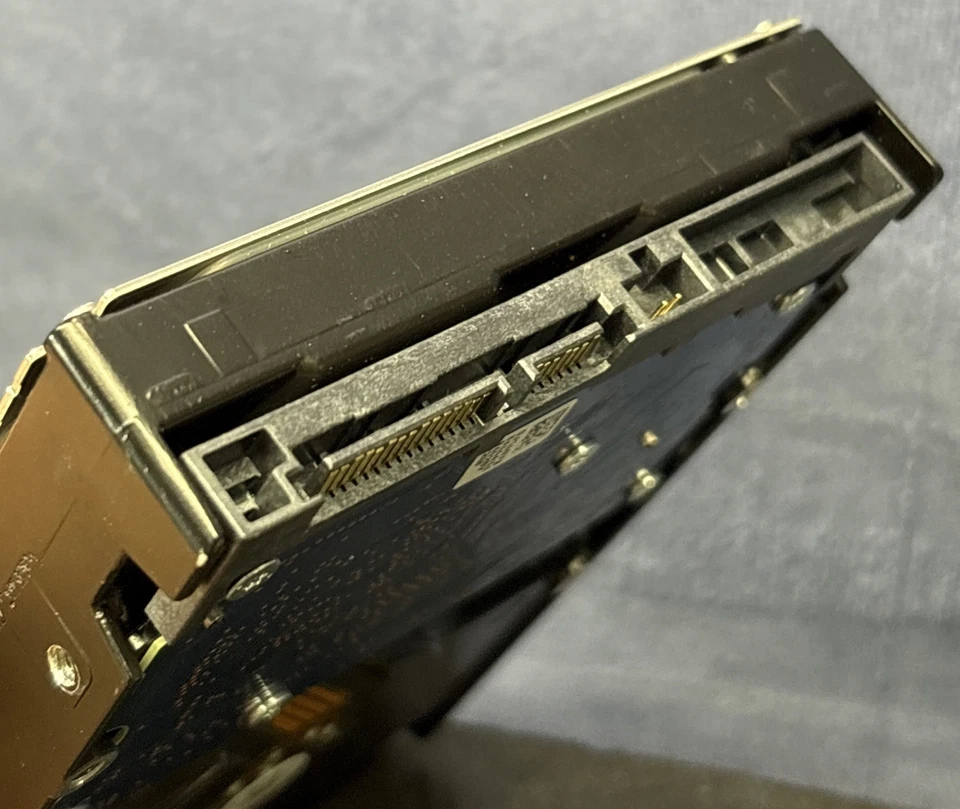 Hitachi HUA723020ALA640 2TB 3.5” SATA 7200RPM Hard Drive HDD - Image 3 of 3