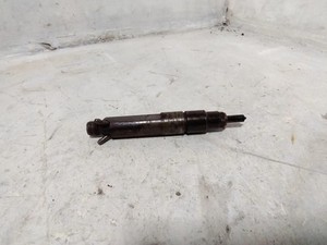 AUDI A4 8D2, B5 Einspritzdüse 028130201T 1.90 Diesel 81kw 1997 27544433