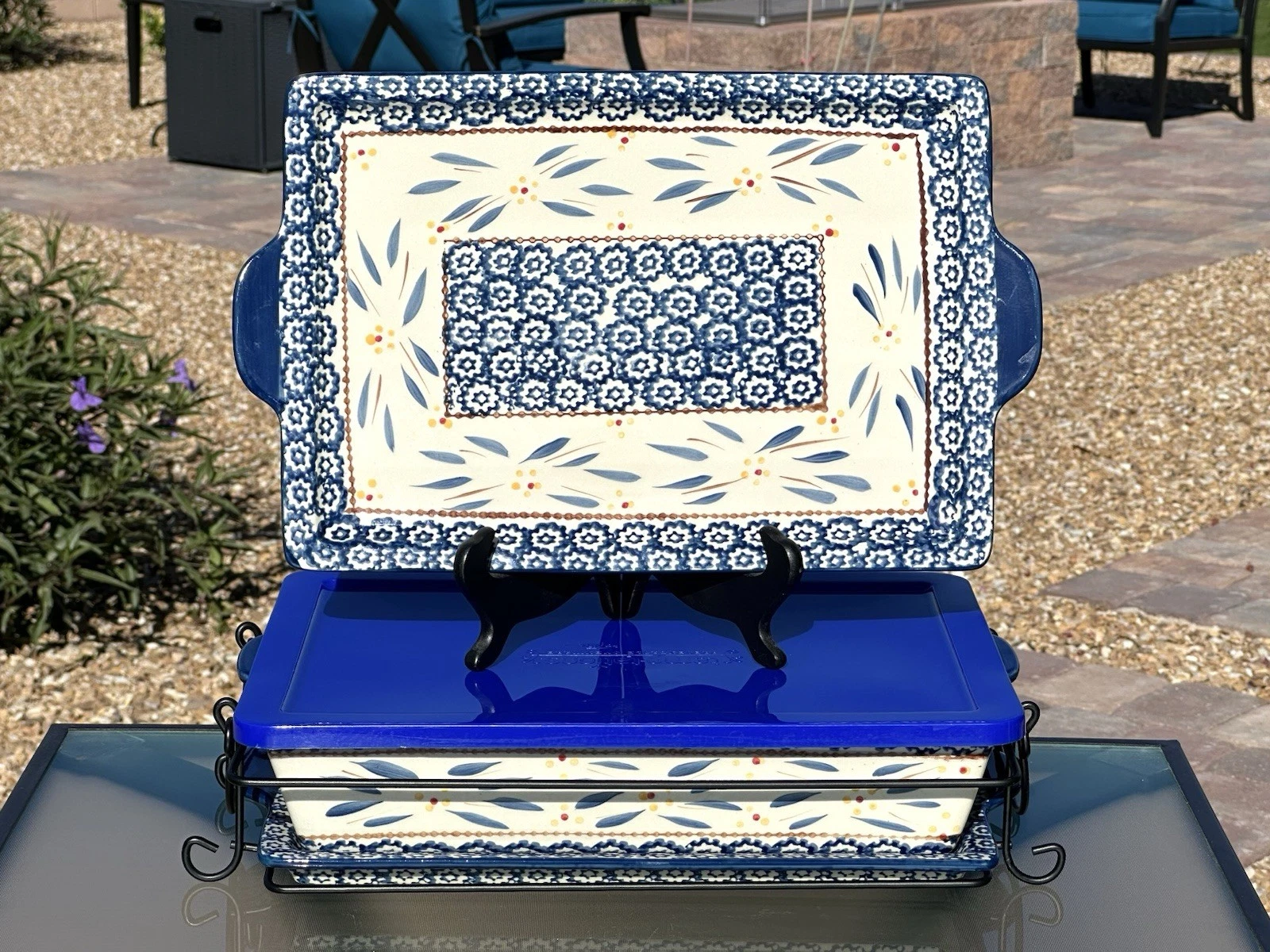 Temp-tations Old World Ceramic 13x9 Baking Dish w/Lid Blue 4QT Wire Rack 2 Trays