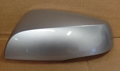 OEM TOYOTA TACOMA OUTER MIRROR COVER DRIVER SIDE WITH TURN SIGNAL CUTOUT