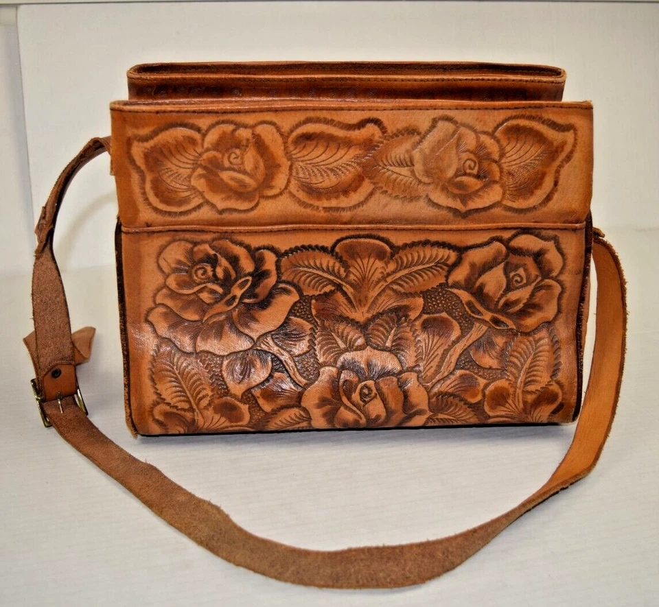 Bolso de Mano Cartera de Cuero Vintage Años 70 Grabado Rosas Multi Bolsillo Hecho en México Foto 3 de 4