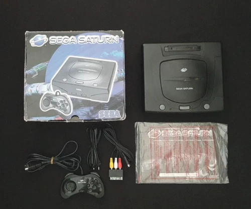 Console Sega SATURN  V2 PAL en boite / notice complète - TBE - pile neuve VGC