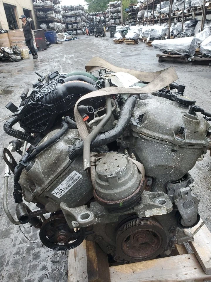 Used Engine Complete Assembly fits: 2012 Ford Taurus 3.5L VIN W 8th digit from 1 Foto 3 de 4