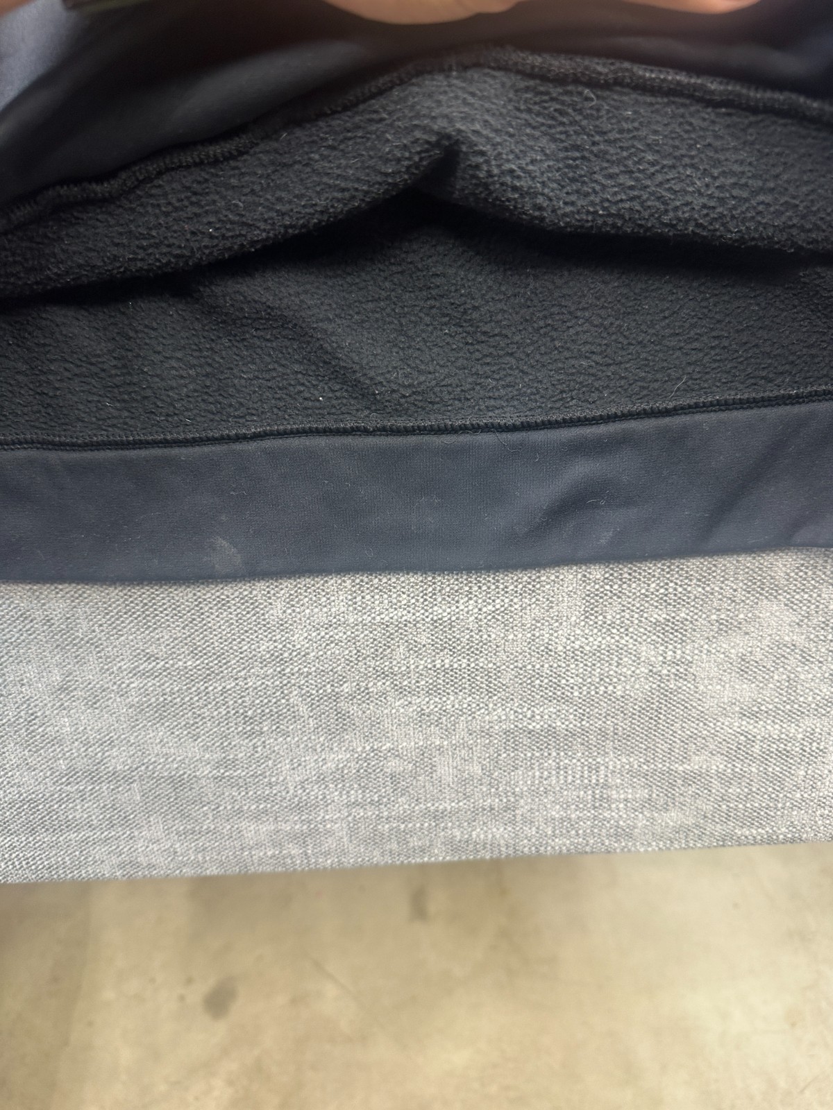 Under Armour Sweatshirt Mens Large Black Fleece Logo Hooded Kangaroo Pocket thumbnail 10