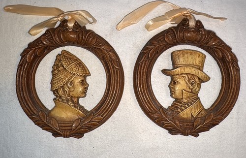 2 Vintage Oval Silhouette Victorian Young Man and Woman Wall Resin Plaques