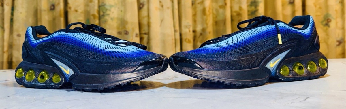 Size 11.5 - Nike Air Max DN SE Sky Blue Chamois — product photo 4 of 13