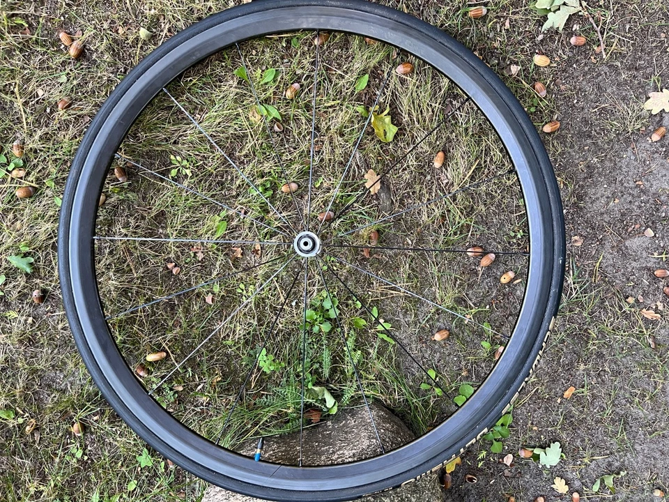 Tune Carbon LRS no Disc, 1.050g, komplett mit Schnellspanner/Reifen 1.560g! - Bild 4 von 4