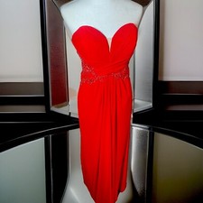 Womens Beautiful Xscape Formal Red Gown Size 12. Free Ship