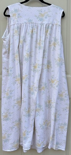 Classic Element Size Large (?) Nightgown Gown 100 % Cotton Yellow & white - 第 2/3 張圖片