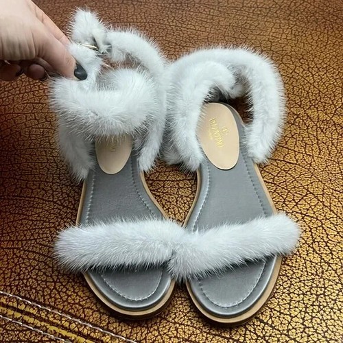 New Valentino Garavani Real Fur Mink Italy 9 US 39.5 EU Milano Sandals - Picture 9 of 11