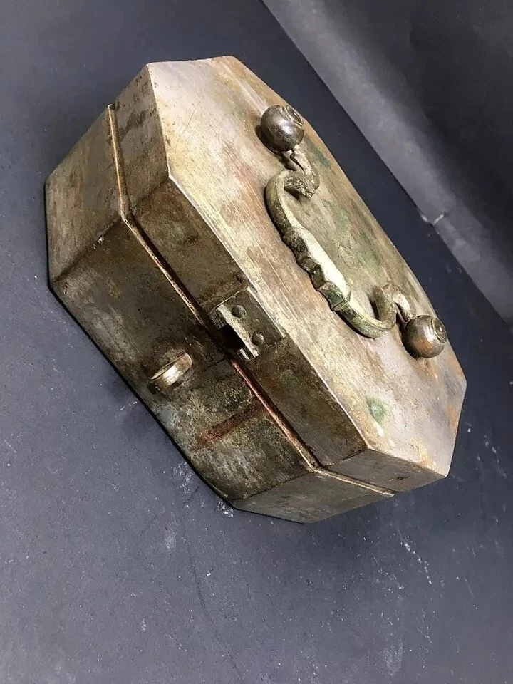 Caja de betel persa islámica vintage de cobre hecha a mano pandan con cuchara Foto 4 de 4