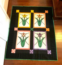 EXQUISITE QUILT - WALLHANGING/WALLHANGING with TULIP BLOCKS. 41    w. x 51  lg.