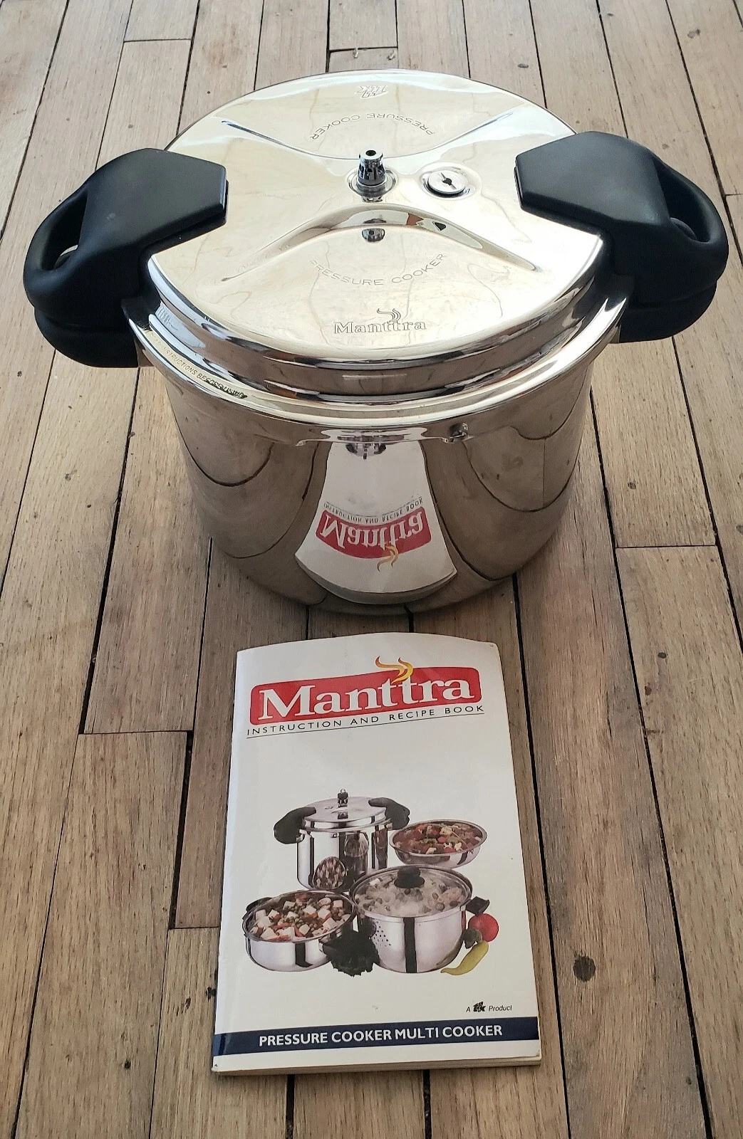 Manttra TTK 8 Qt Stove Top Pressure Cooker *New *No Box *Fast Shipping