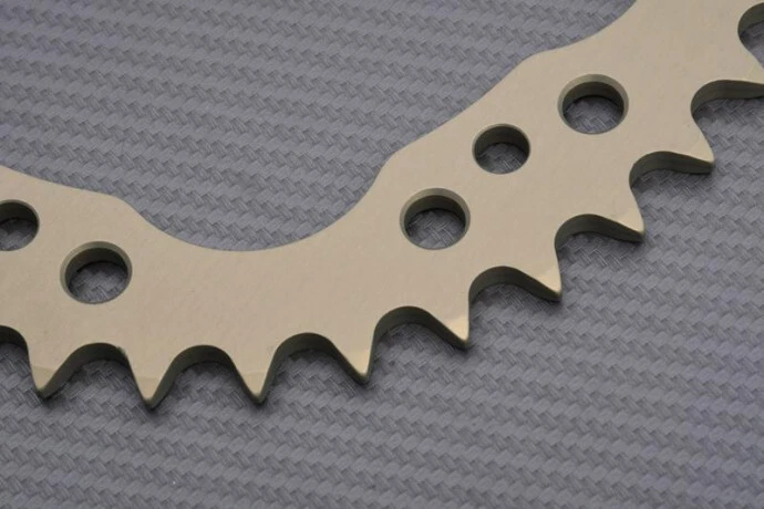 RENTHAL Light 39Dent 520 Ducati SBK 1098 / R / S 2007-2009 462-520-39P-HA Crown - Image 2 of 3