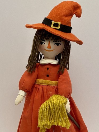 Target Hyde and Eek 18 Zoll Halloween Hexe gewichtet Plüsch kitschig Dekor 2018. - Bild 2 von 9