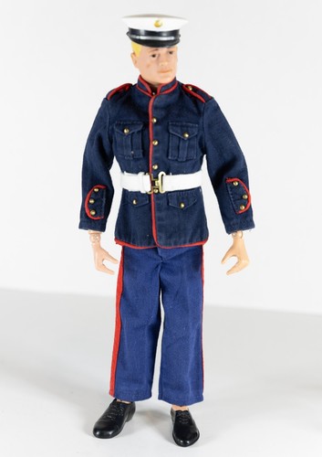 gi joe marine dress. good condition . all gear