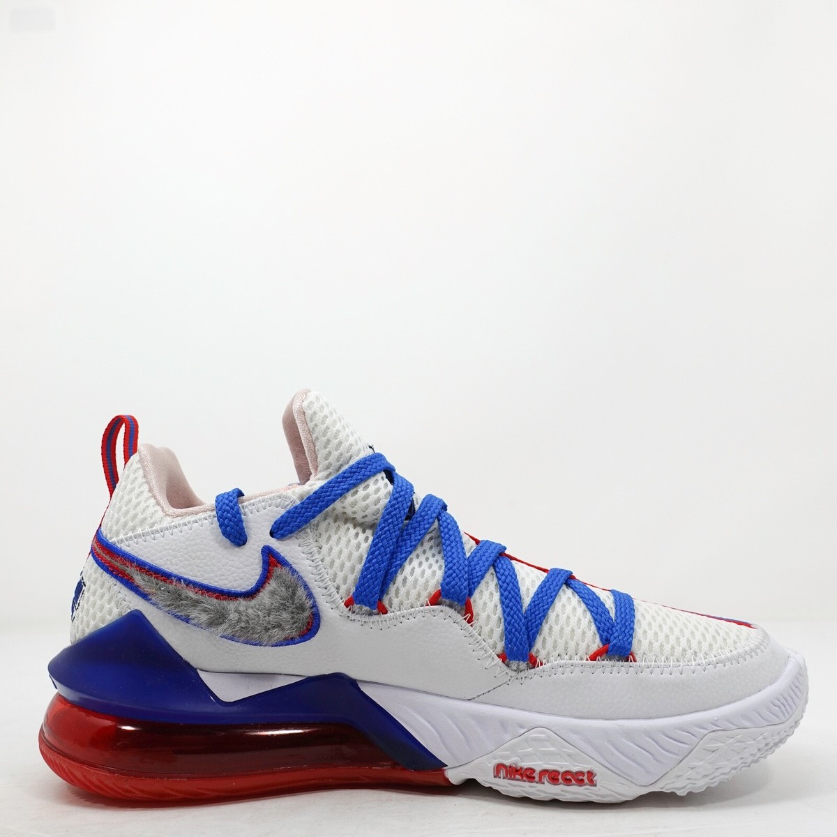 Nike LeBron XVII 17 Low Space Jam Tune Squad Basketball  display picture 1