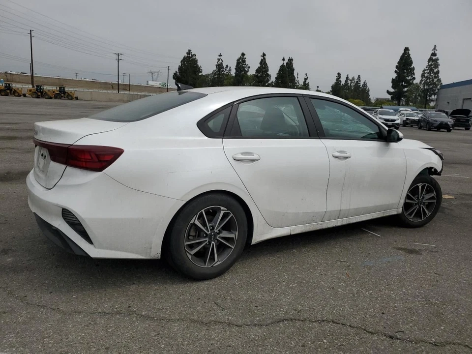 STEERING WHEEL 56110M7250B2C 2022-2024 KIA FORTE - Image 3 of 4