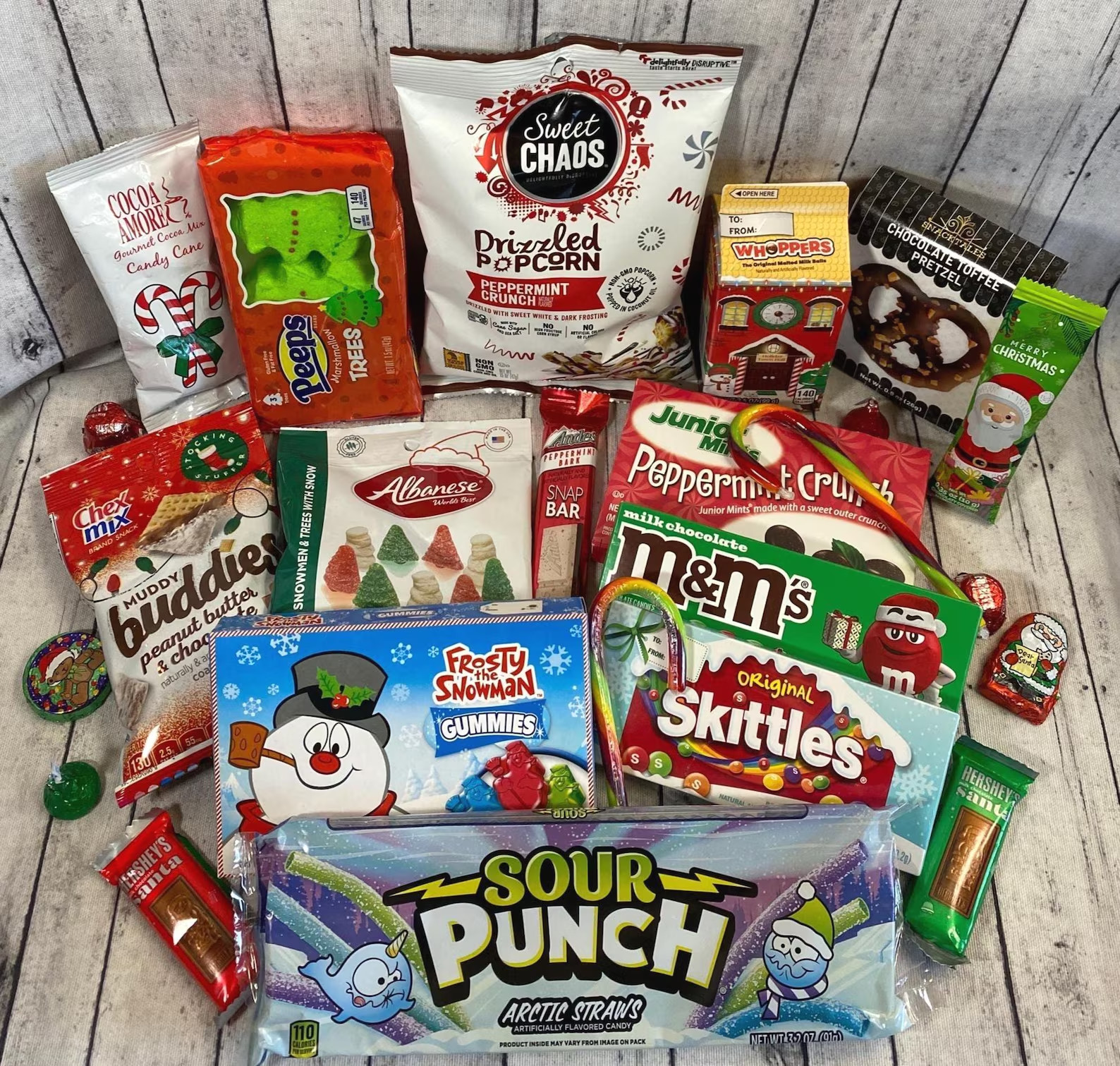 HOLIDAY CHRISTMAS CANDY GIFT BOX, HOLIDAY SNACK BASKET, GIFT FOR FAMILY, KIDS