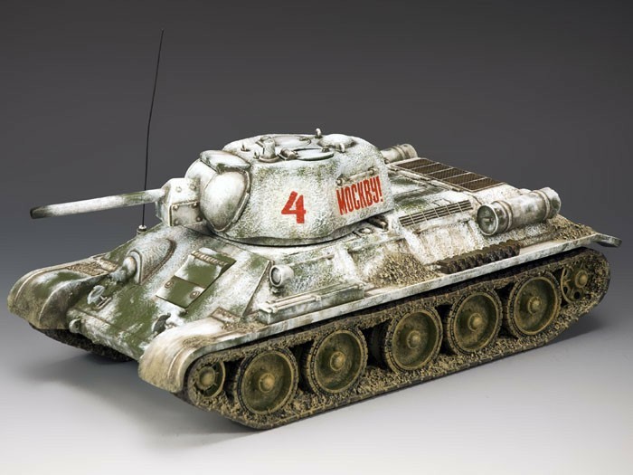 KING AND COUNTRY WW2 RA039 RED ARMY RUSSIAN T34/76 TANK STRICTLY LIMITED 150 MIB