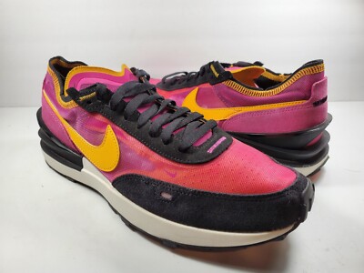 Nike Waffle One Active Fuchsia University Gold DA7995-600  display picture 1