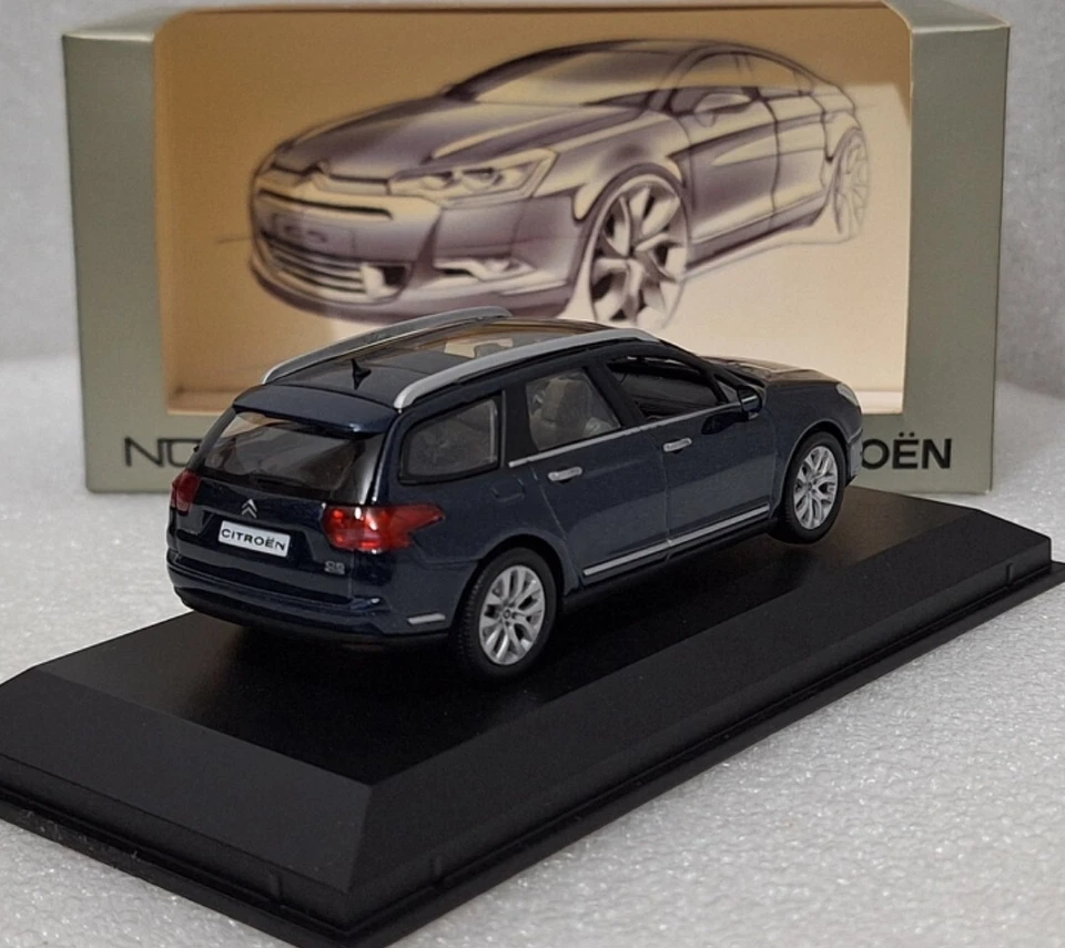 Citroen C5 Tourer SW 2008 Blue Met 1:43 Norev 1515581 EXTREMELY RARE!! - Image 3 of 4