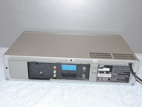 Samsung SV-DVD 40 VHS Video / DVD Kombigerät defekt - Bild 5 von 5
