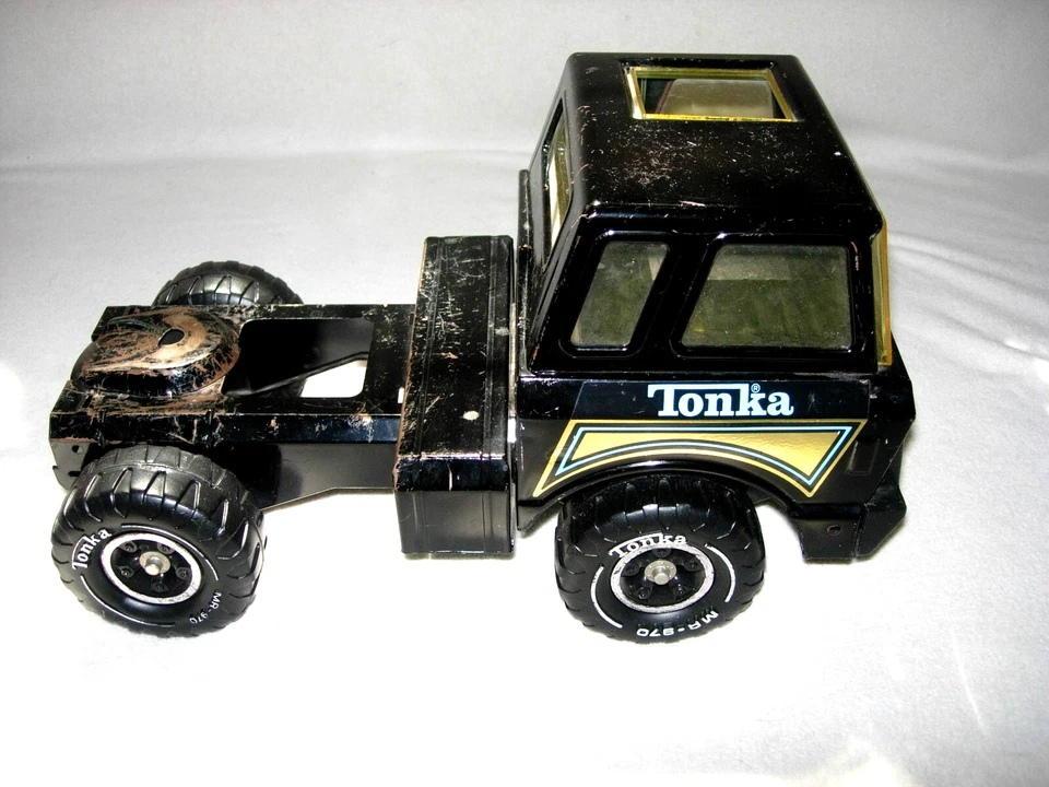 VINTAGE MIGHTY TONKA CAR CARRIER, 1981 #3991 BLACK, PRESSED STEEL, ONE YEAR ONLY - Image 4 of 4
