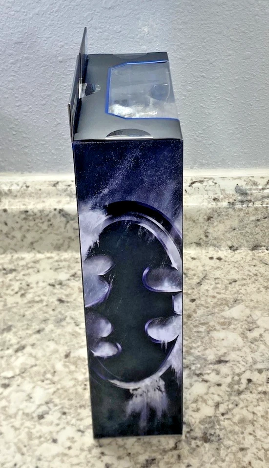 McFarlane Batman Returns Max Shreck Deluxe Edición Teatral Rojo Platino Foto 4 de 4