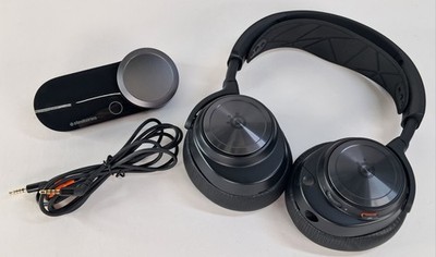 Steelseries Arctis Nova Pro Wired Headset SC-00007 *GREAT CONDITION*