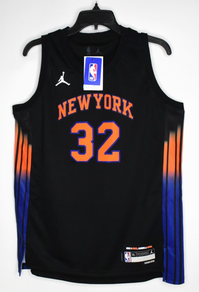 Nike Youth New York Knicks #32 Karl-Anthony Towns Jersey Statement Ed - W/Tags