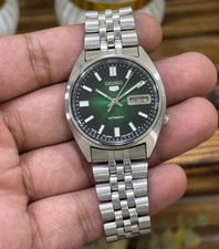 Vintage Seiko 5 Automatic 7009 Green Wrist Watch For Men's Day Date Japan