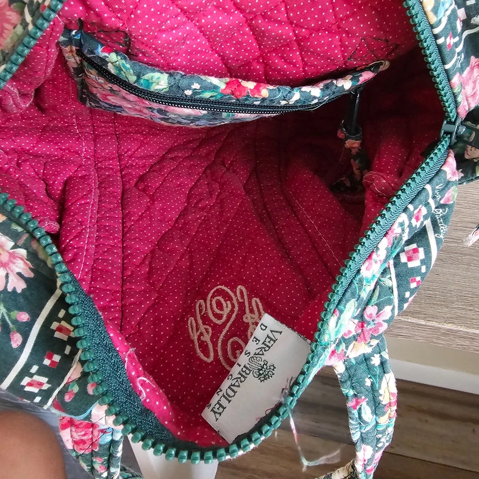 Vintage Vera Bradley Quilted Small Duffel Bag Boston Floral Garden Dark Green - Image 4 of 4