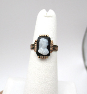 Victorian 10K Yellow Gold White Stone Onyx Cameo Ring Size 4.5 [R300]