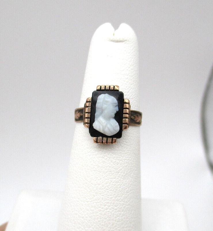 Victorian 10K Yellow Gold White Stone Onyx Cameo Ring Size 4.5 [R300]