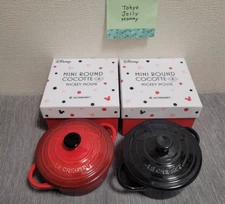 Le Creuset Set of 2 Mini Round Cocotte Mickey Mouse Collection Disney Pot
