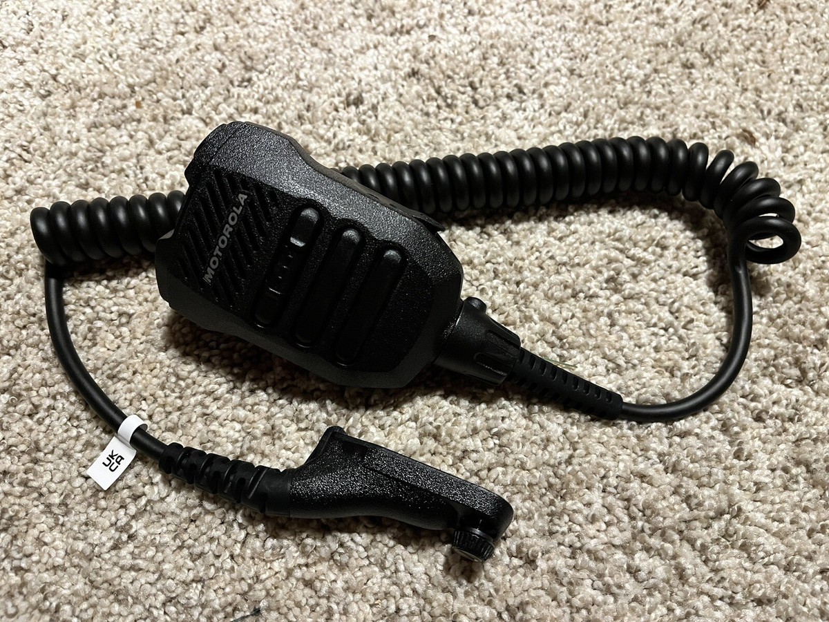 MOTOROLA- PMMN4136BU- XVP830 Heavy Duty Speaker Lapel Mic -APX6000