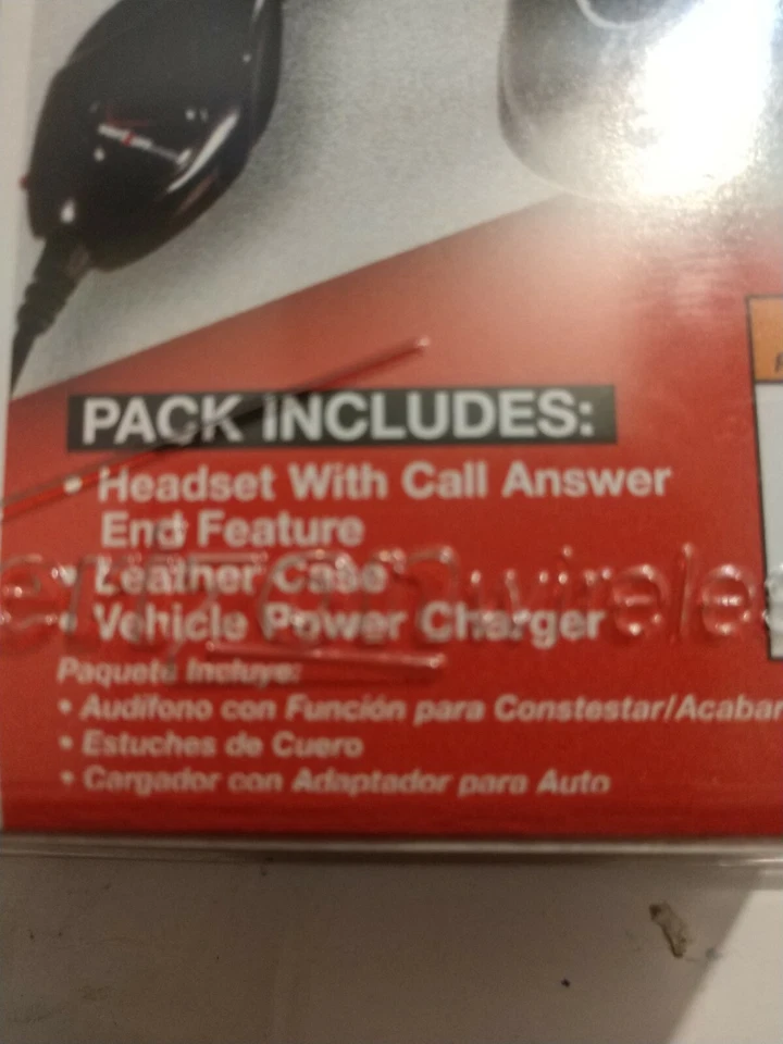 LG VX5200 Auriculares Cargador de Coche Cuero Estuche para Teléfono Celular Paquete Esencial Verizon Foto 2 de 3