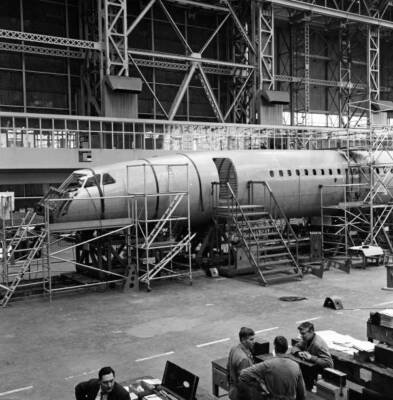 Early stage building of the Concorde 002 British prototype 26t- 1968 Old Photo 2