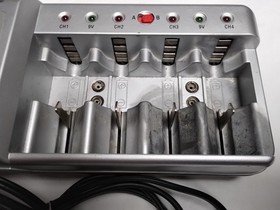 NUON Battery Charger Model # NURECH8 Intended for NiCd / NiMH AA, AAA, C, D & 9V