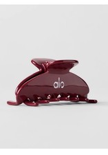 ALO Yoga 90’s SUMMER ROMANCE RED Claw Clip - NWT - SHIPPING AVAILABLE ON 9.15.26